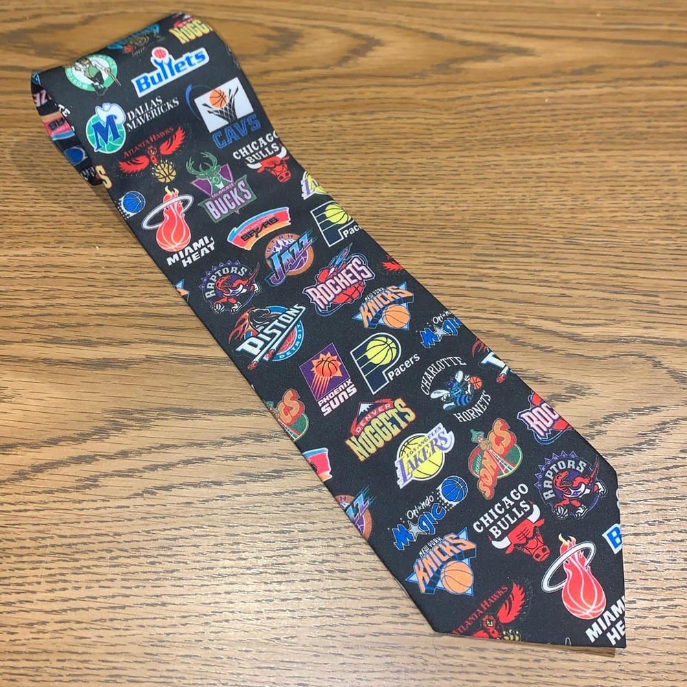 Vintage 1996 Wally Wear NBA Logo ‘96 Generic Men’s Neck Tie